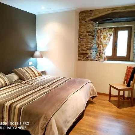 With 3 Bedrooms In With Wonderful Mountain View Terrace And Wifi 2 Km From The Beach Apartament *