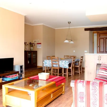 Apartament With 3 Bedrooms In With Wonderful Mountain View Terrace And Wifi 2 Km From The Beach *