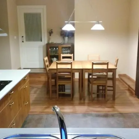 With 3 Bedrooms In With Wonderful Mountain View Terrace And Wifi 2 Km From The Beach Apartament *
